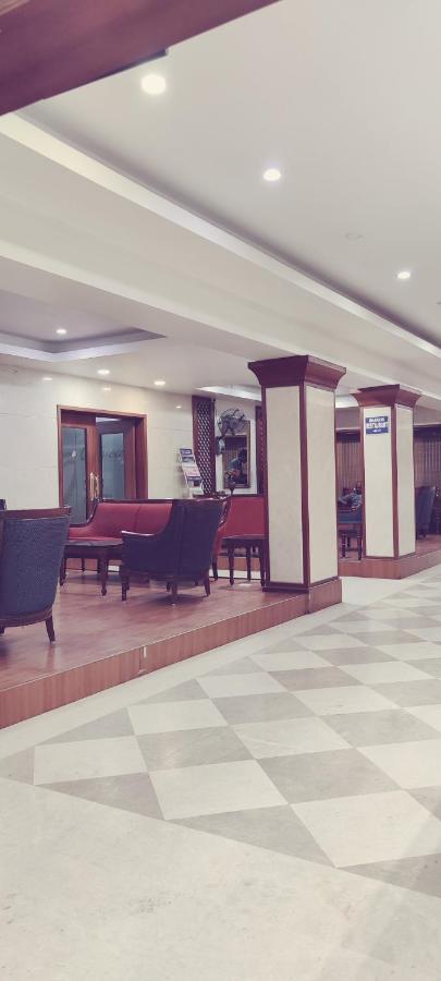Hotel Bhimas Paradise Tirupati Eksteriør bilde