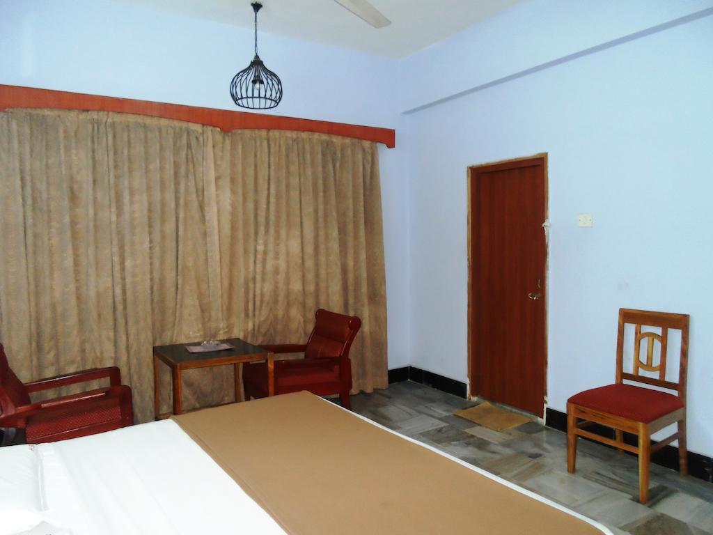 Hotel Bhimas Paradise Tirupati Rom bilde